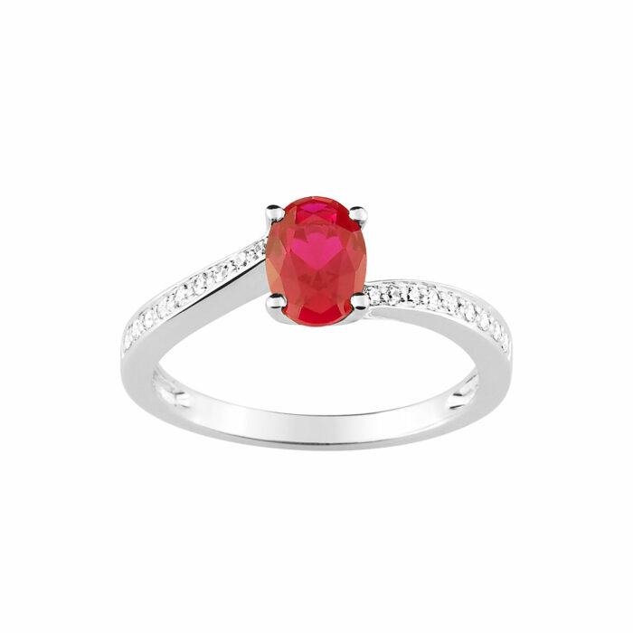 anello di fidanzamento rubino