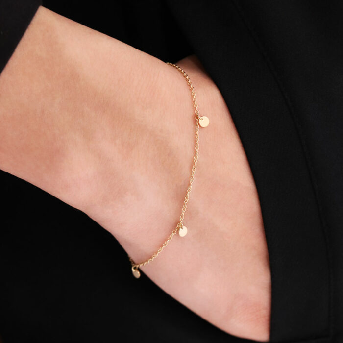 bracciale con pendenti in oro